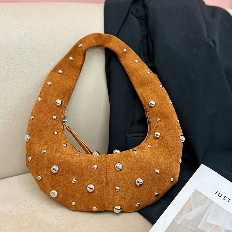 Half Moon Bag Suede - Vintage Perçinli Suni Süet Yarım Ay
