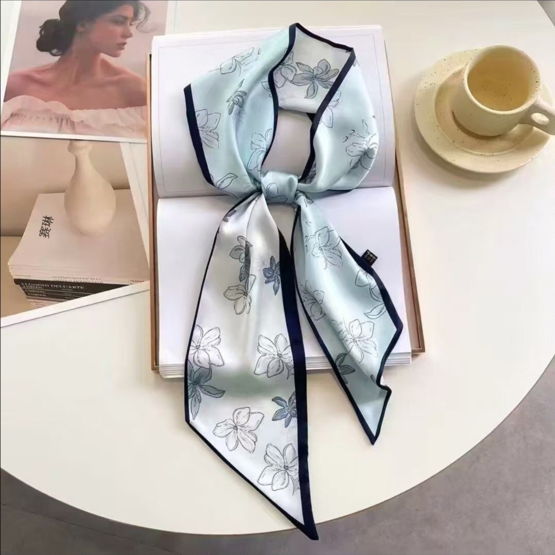 Lüks Zebra Baskı Ipek Kare Eşa - Luxury Bags Online incelemesi ve fiyatı