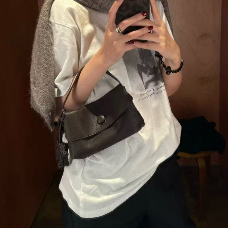 Özel Baş Harfli Hakiki Deri Mi - Luxury Bags 2026 incelemesi ve fiyatı