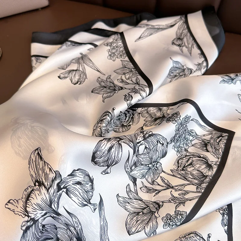 70*70cm lüks çiçek baskı ipek  - Luxury Bags Online incelemesi ve fiyatı