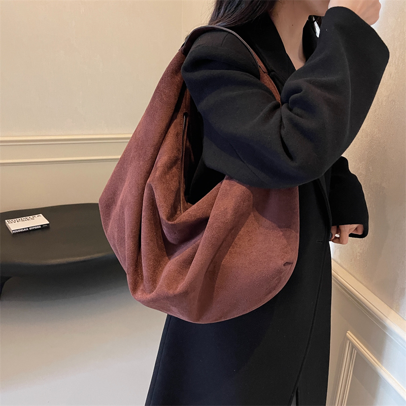 Kadınlar yarım ay çanta büyük  - Half Moon Bag Suede incelemesi ve fiyatı