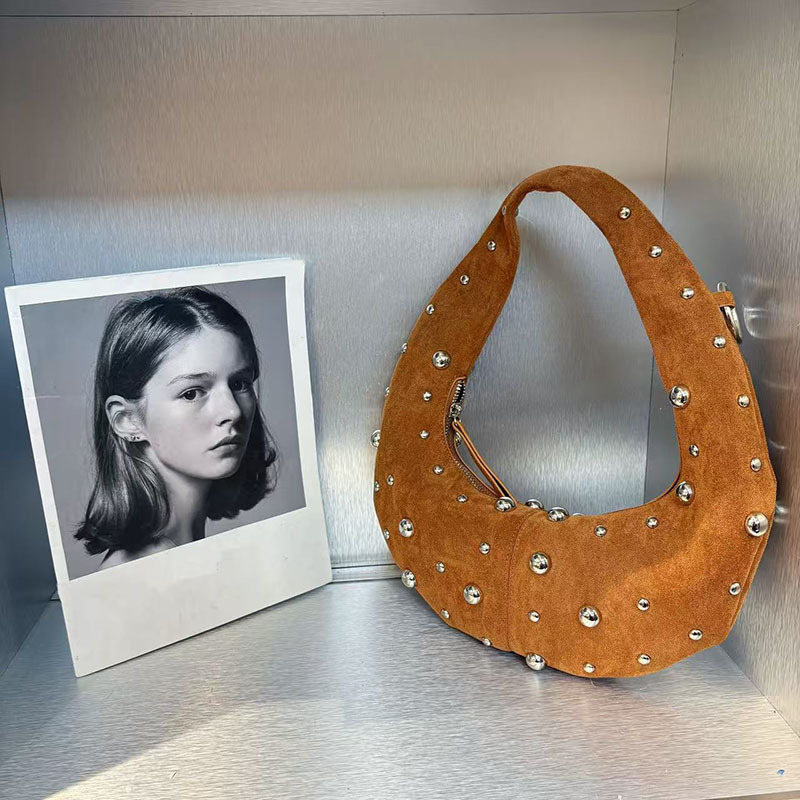 Vintage Perçinli Suni Süet Yar - Half Moon Bag Suede incelemesi ve fiyatı